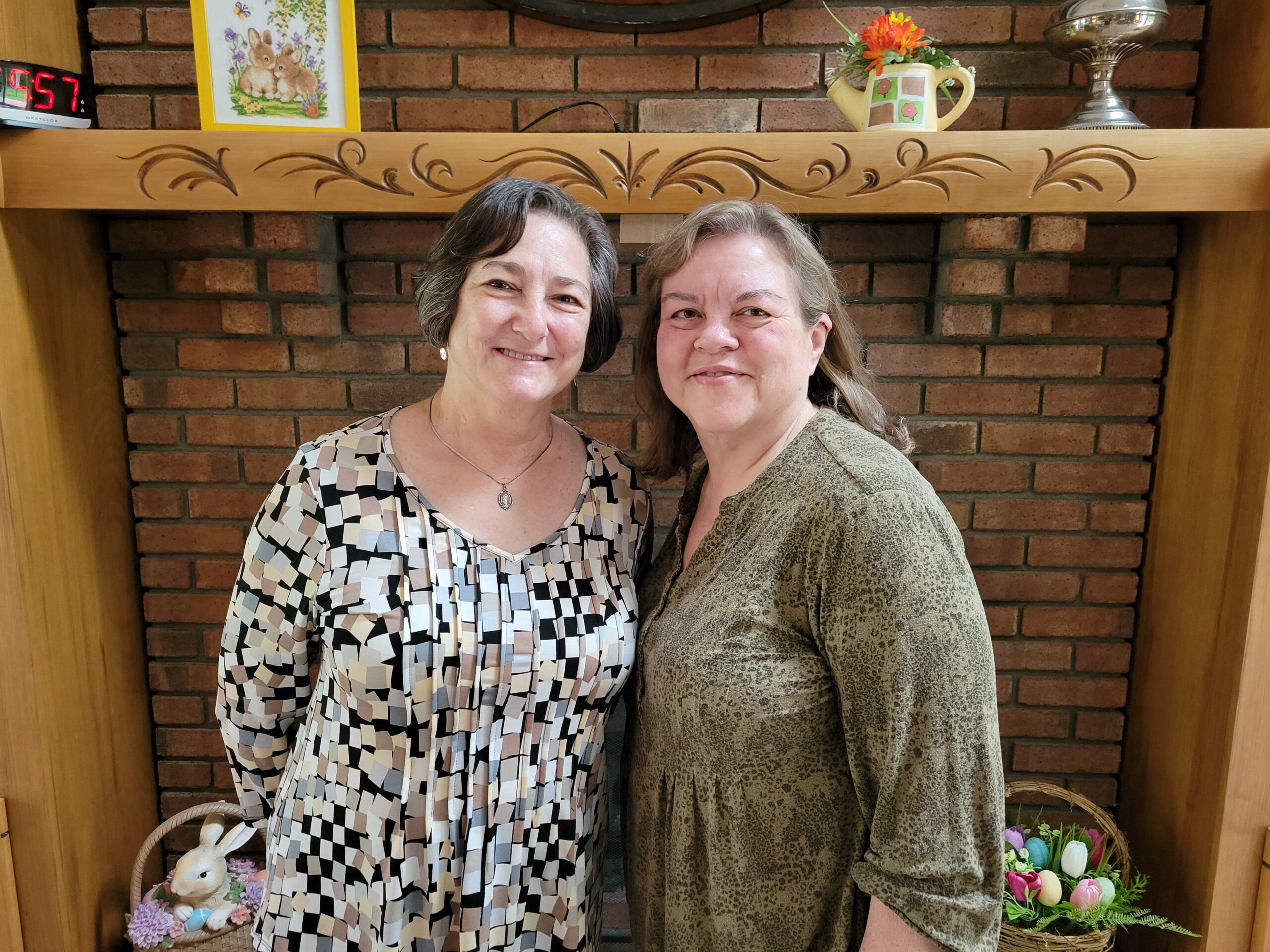 Nancy (left) and her sister Barb Frank (right)